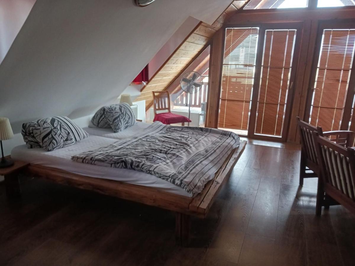 Hotel Leyla Frymburk Esterno foto
