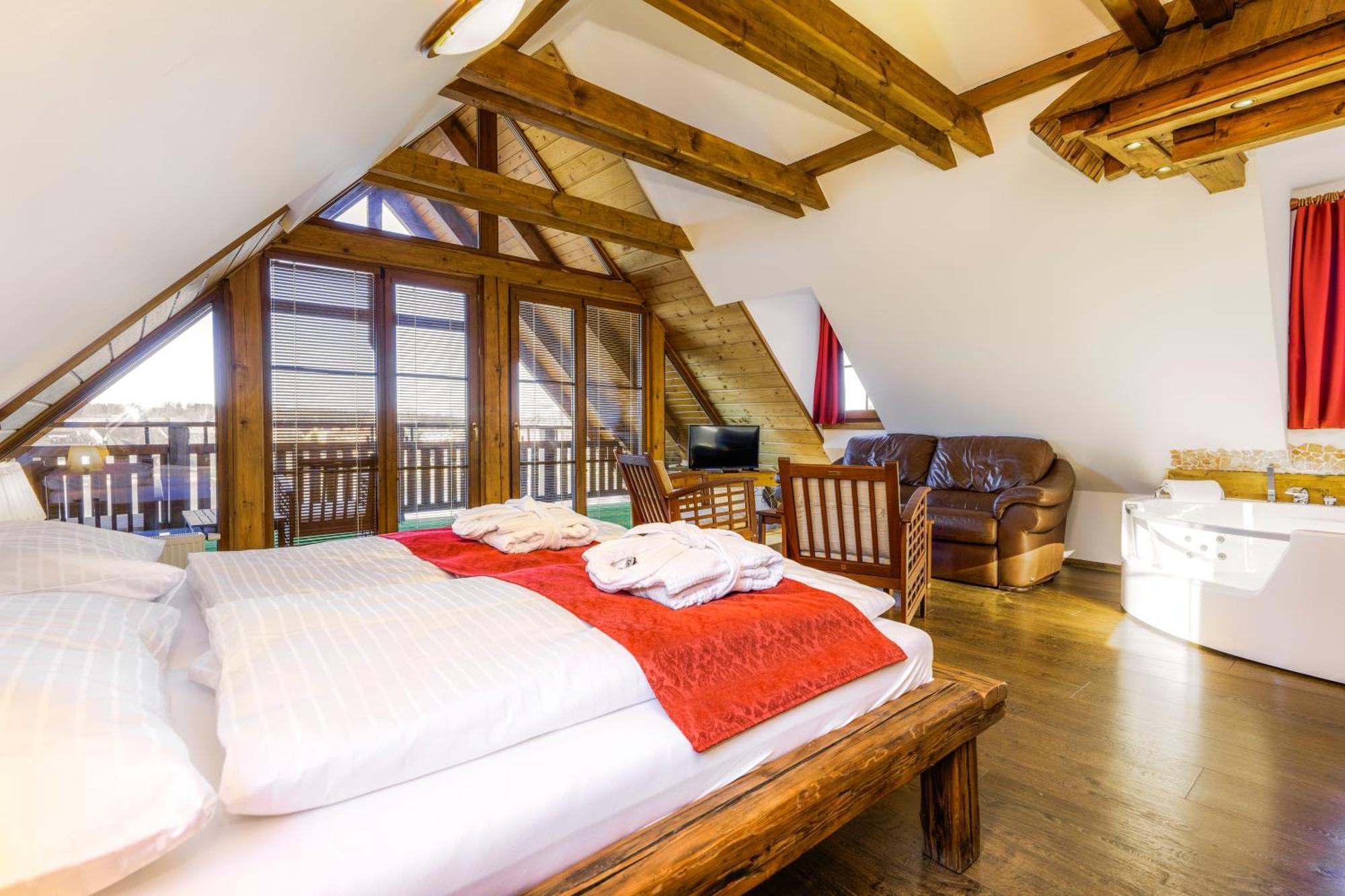 Hotel Leyla Frymburk Esterno foto
